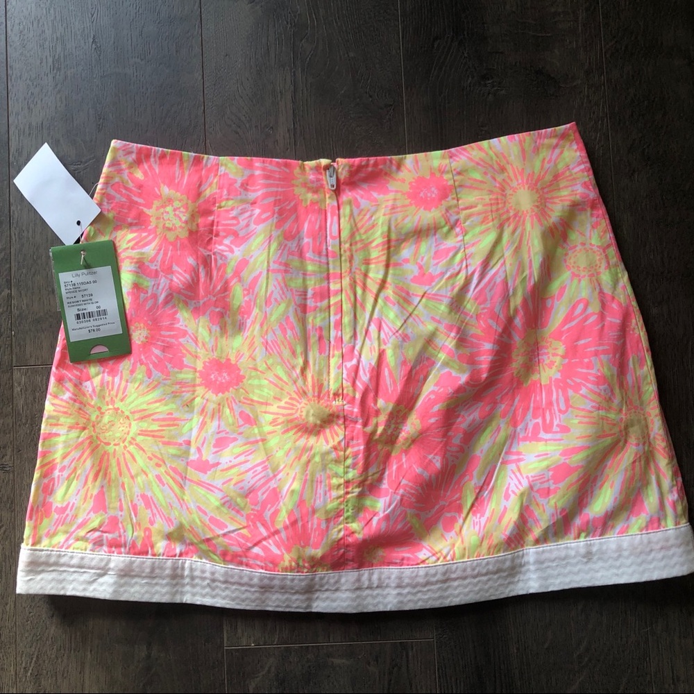 Lilly Pulitzer Skort - Picture 6 of 7